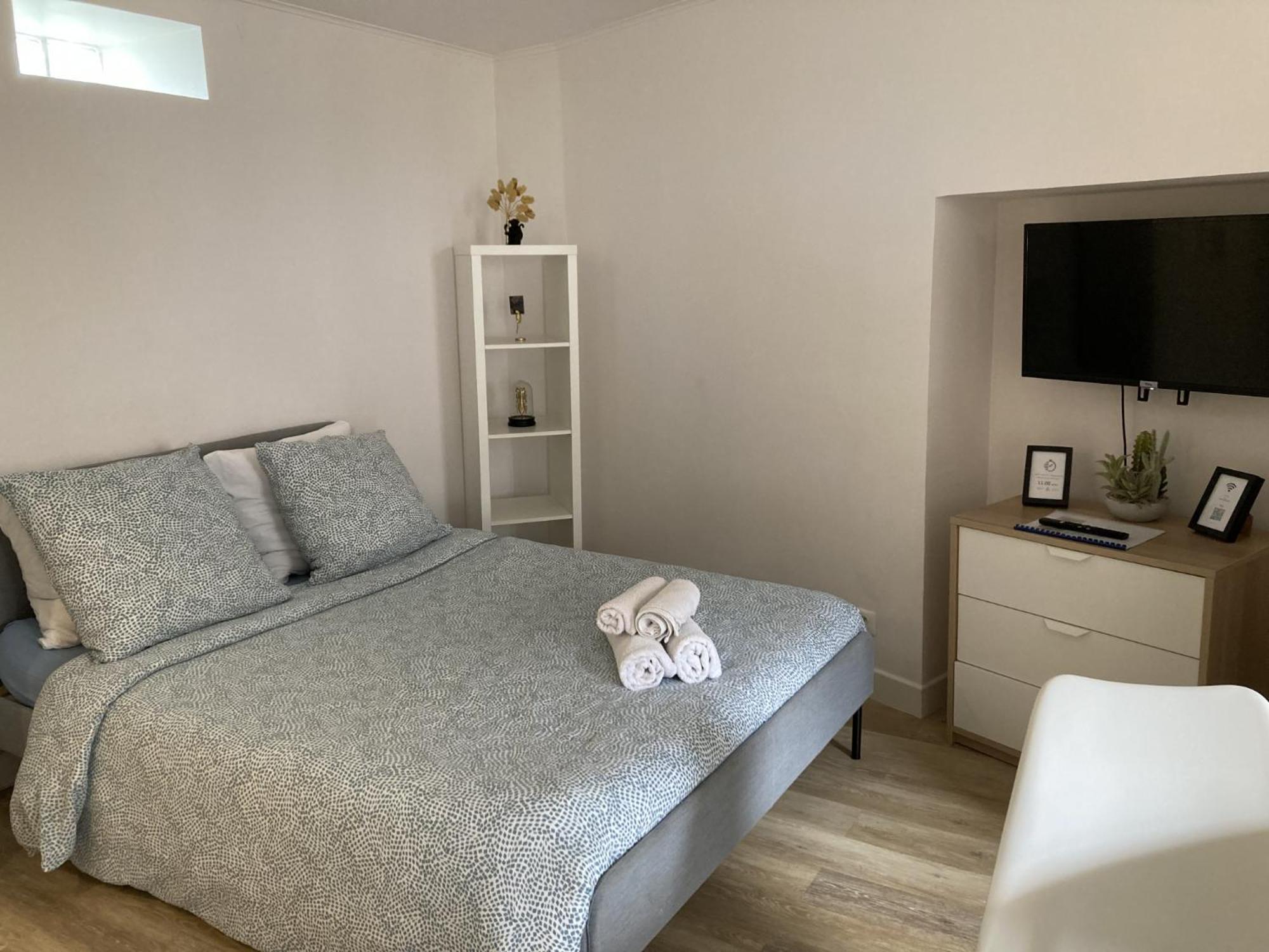 Alex Place'S Saint-Ouen-l'Aumone Luaran gambar